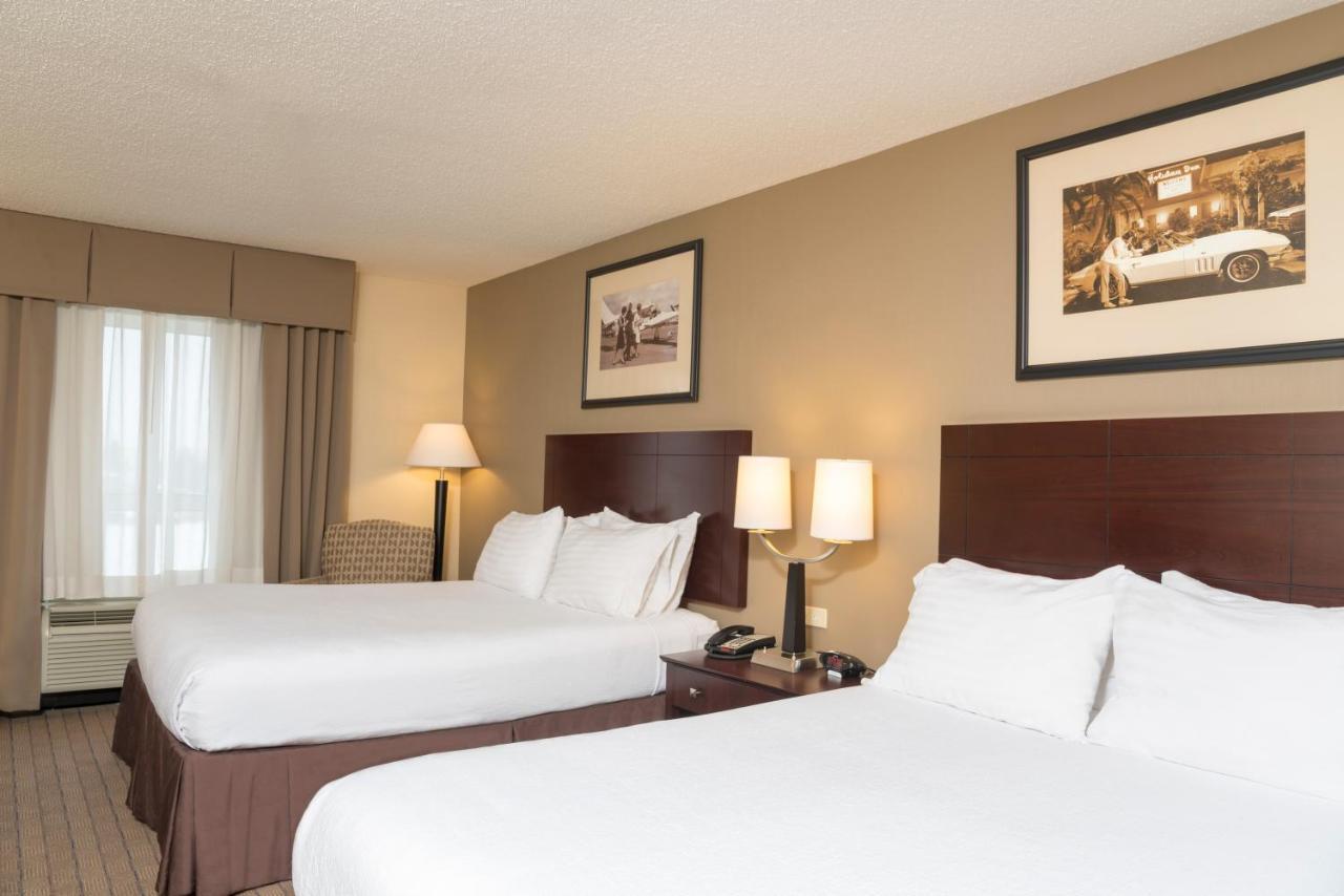 Holiday Inn Aurora North - Naperville By Ihg Zewnętrze zdjęcie